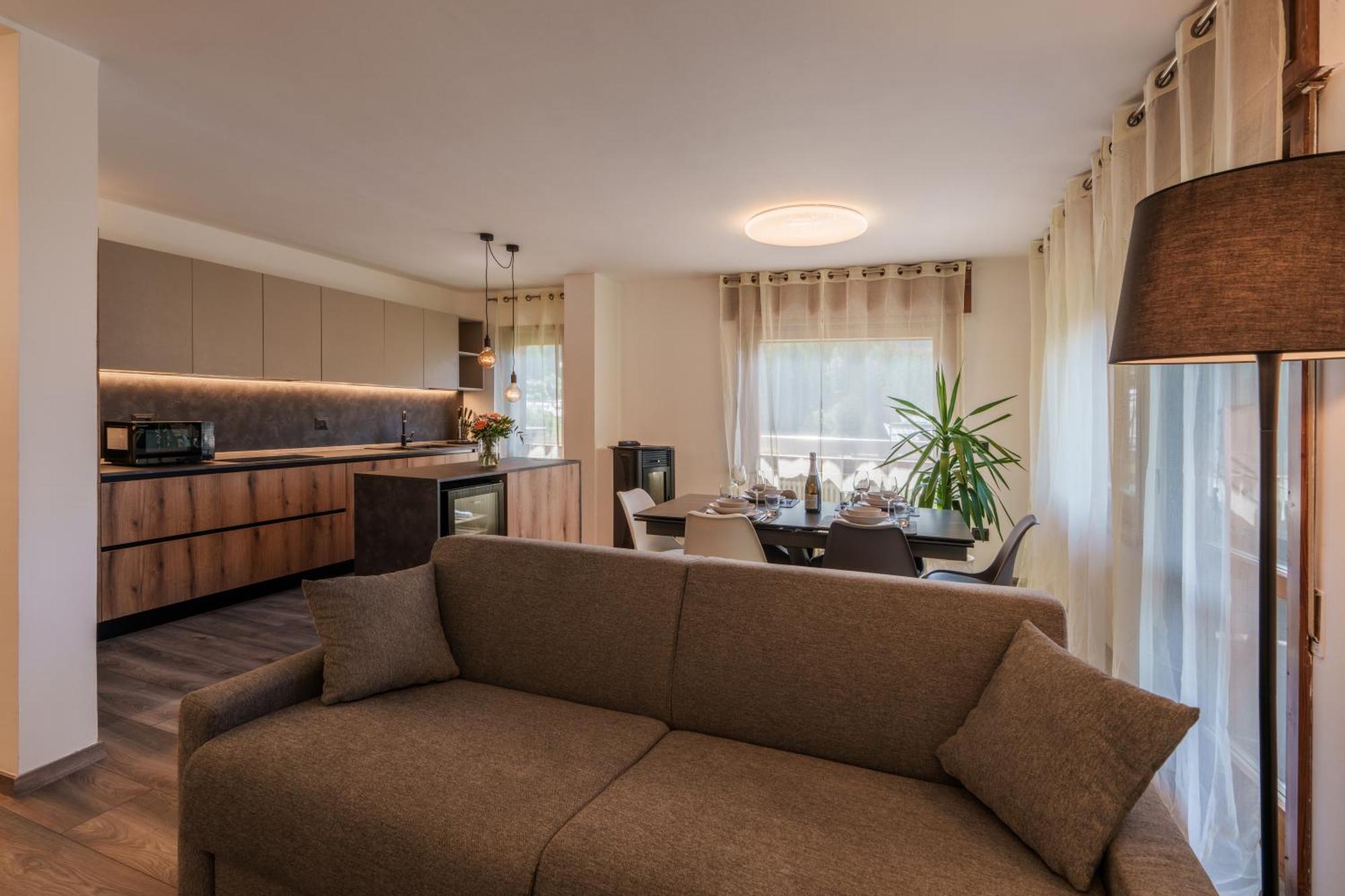 Area Apartments Мадона ди Кампильо Екстериор снимка