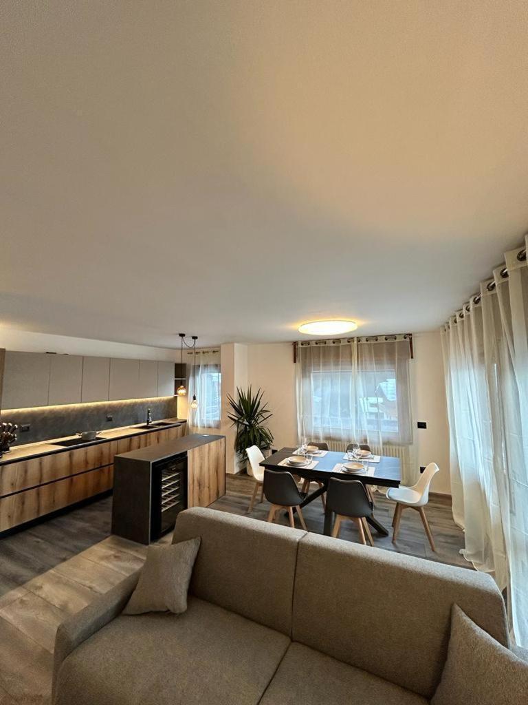 Area Apartments Мадона ди Кампильо Екстериор снимка